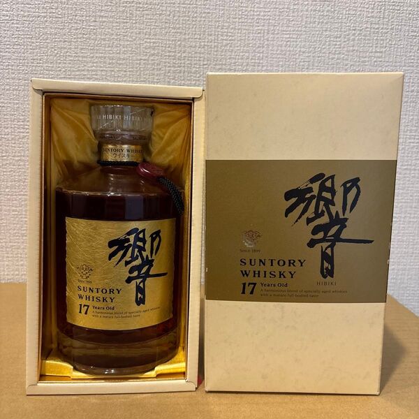サントリーウイスキー 響17年 ゴールドラベル 箱付 国産酒 SUNTORY WHISKY HIBIKI 未開封 古酒(5)