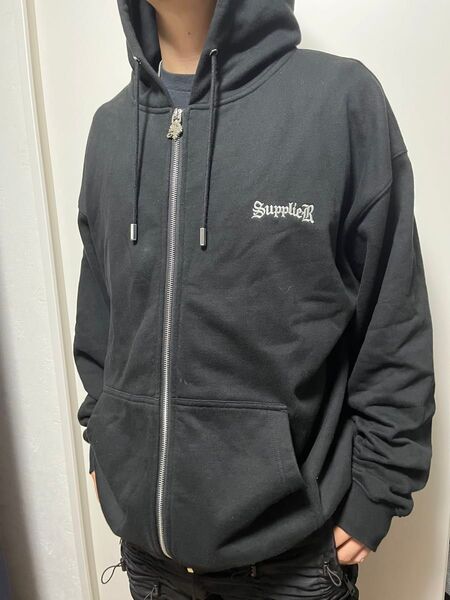 supplier パーカー スウェット XL フーディ プルオーバー ジップパーカー ビックロゴ ラメつき 皮