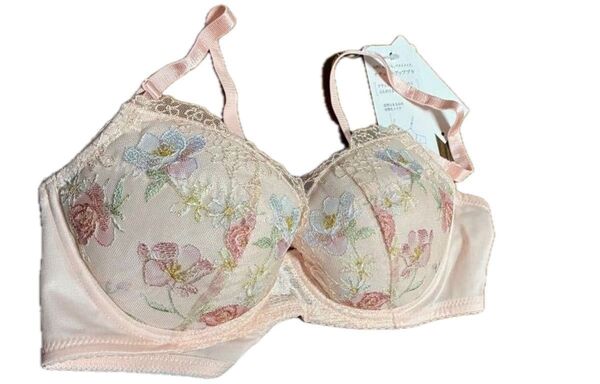 新品 Wing ラクなのに、ほどよく盛れる【ナチュラルアップブラ】 B75 ブラジャー
