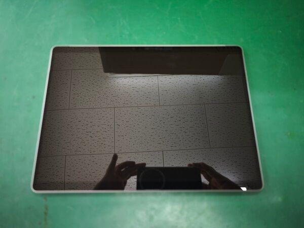 Surface Pro 8 メモリ8Gb ストレージ1TB