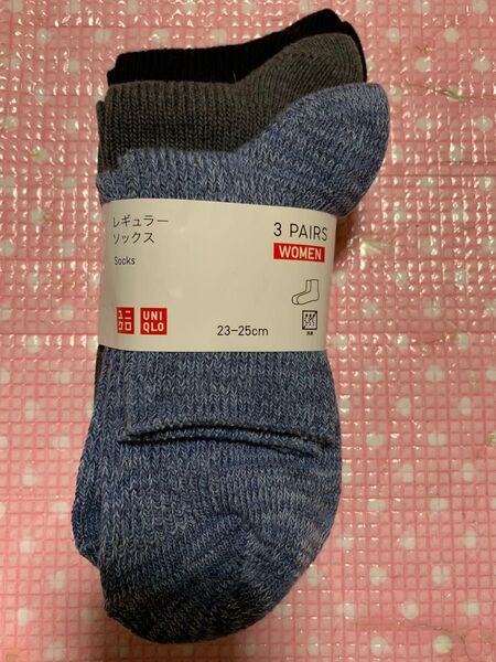 UNIQLO ユニクロ WOMEN レギュラーソックス 23-25cm 3足組 ブルー グレー ブラック 新品未使用 帯付 消臭