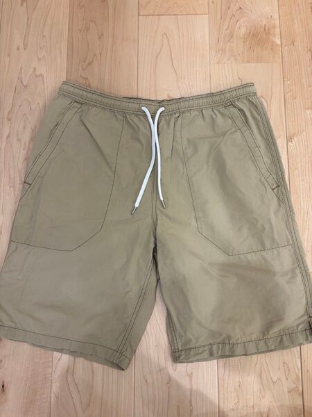 【GU】ショートパンツ ベージュ Lサイズ