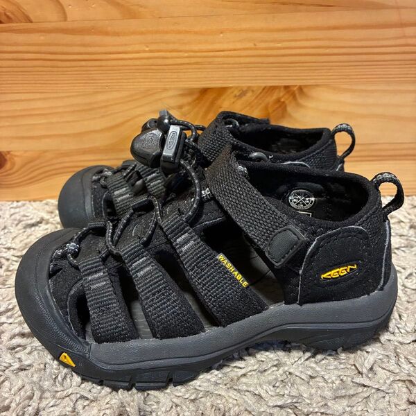 KEEN 17cm アウトドアサンダル ブラック キッズ キーン