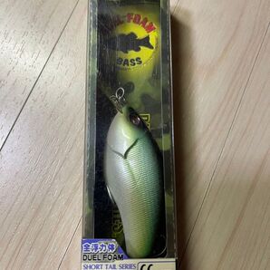 レア! 新品、未開封 デュエル ロングキャスト66ミッド MID 田辺哲男 66mm 18g 5/8oz フローティング