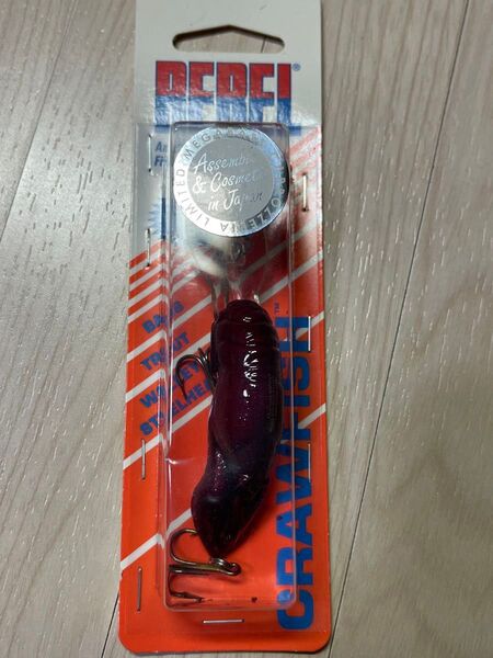 新品、未開封 メガバス レーベルの限定コラボ クロウフィッシュ ディープウィー DEEP WEE カラー/IL FIRE CRAW