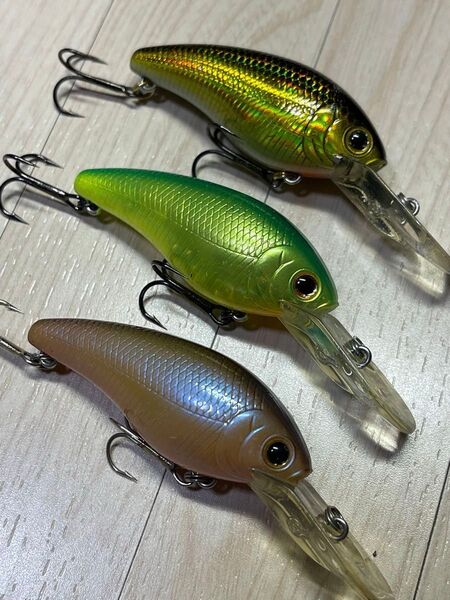 値下げ!ラッキークラフト CB-200 3個セット 1個あたり534円です。さらに値下げしました。