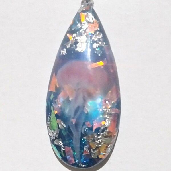 sale セール 海月 クラゲ ペンダントヘッド ピアス 熱帯魚 ブルー ハンドメイド レジン 雫型 ドロップ 夏 水族館