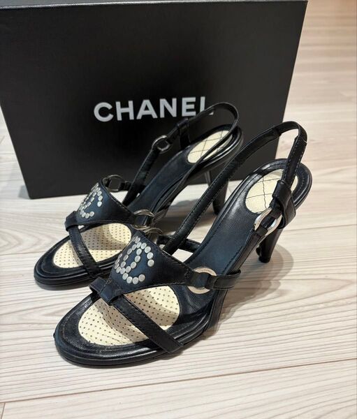 CHANEL スタッズ付きサンダル ブラック レザー 35.5