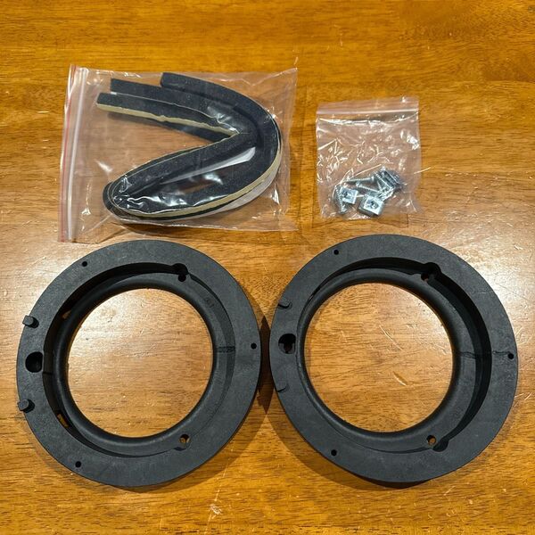 スズキ ジムニー用 スピーカー音質向上キット スズキ ジムニーJB64 JB74 ウーファーブラケット