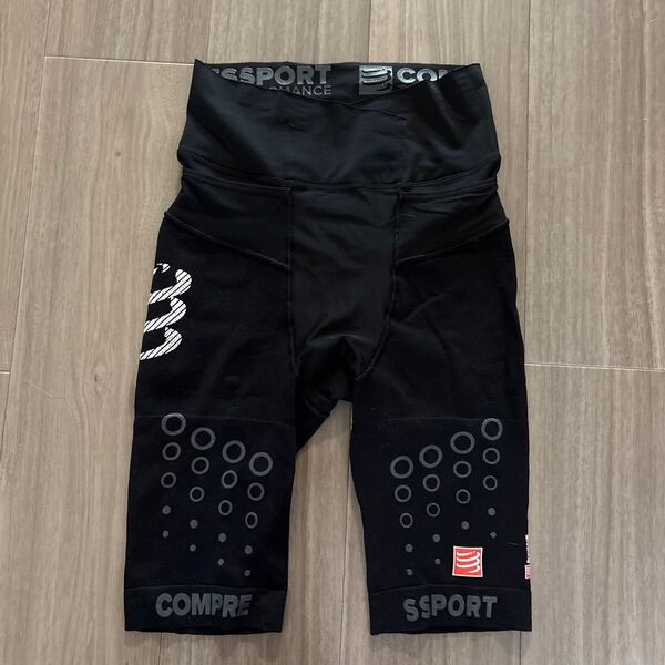 Compressport トレイルランニングタイツ