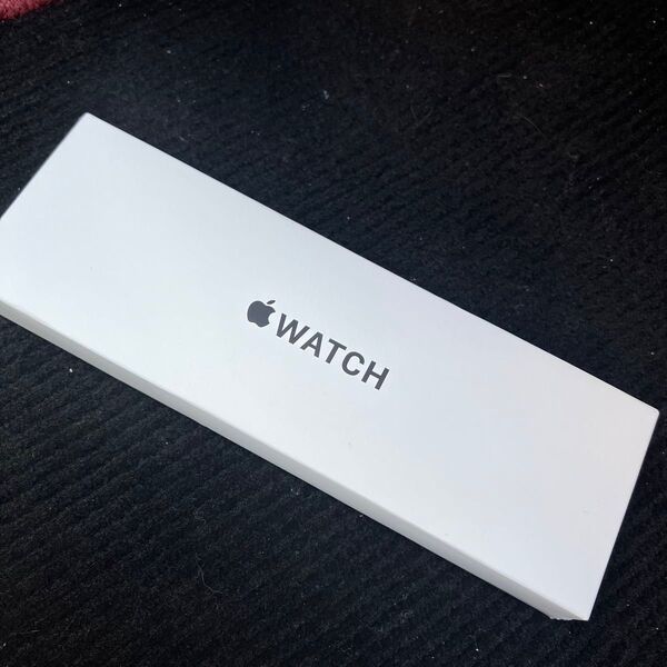 【新品 未開封】Apple Watch SE第2世代GPS 40mmスマートウォッチW/ミッドナイトアルミニウムケース 並行輸入