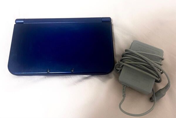 Newニンテンドー3DS LL メタリックブルー 充電器付き