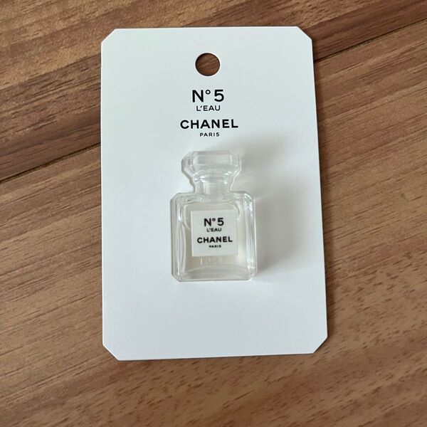 CHANEL シャネル N°5 ロー オードゥ トワレット 1.5ml