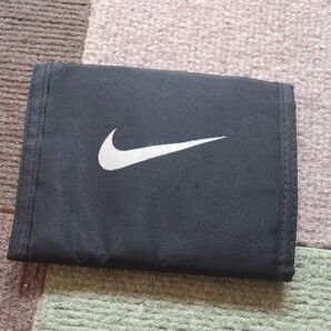 NIKE 2つ折り 財布