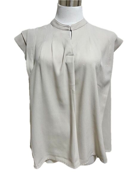 美品!ViS ビス 肩タック ノースリーブカットソー ベージュ