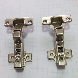 キャビネット扉用金具 2個セット