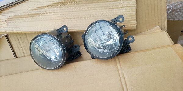 純正フォグランプ 左右セット コルトラリーアートバージョンRから取り外し スズキ車にも使用可能 valeo osram H16