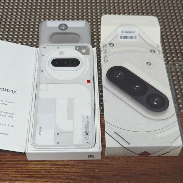 Nothing Phone (3a) 8GB 128GB ホワイト (社外ケース付き)