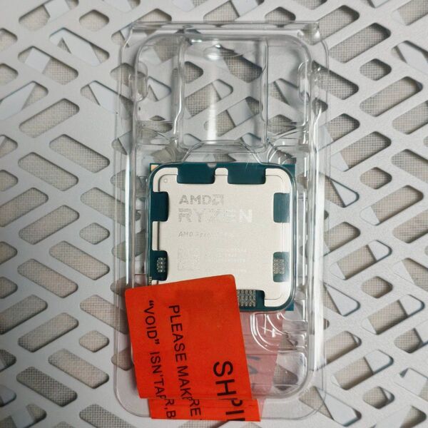 AMD Ryzen 7 7700 バルク品 新品 (2)