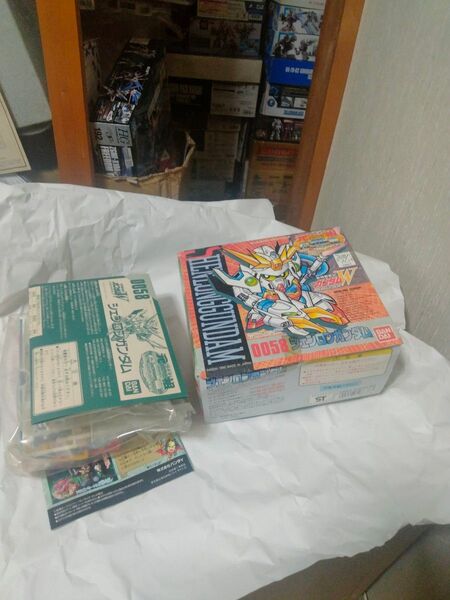 未組立 元祖SDガンダムワールドシェンロンガンダムガンプラ