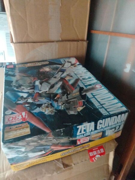 未組立MGゼータガンダムVer2MSZ-006 Zガンダム Ver.2.0 (プラススペシャルクリア外装)ガンプラ