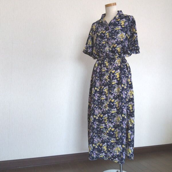 ウエスト自由 ネイビー 花柄ロングワンピース