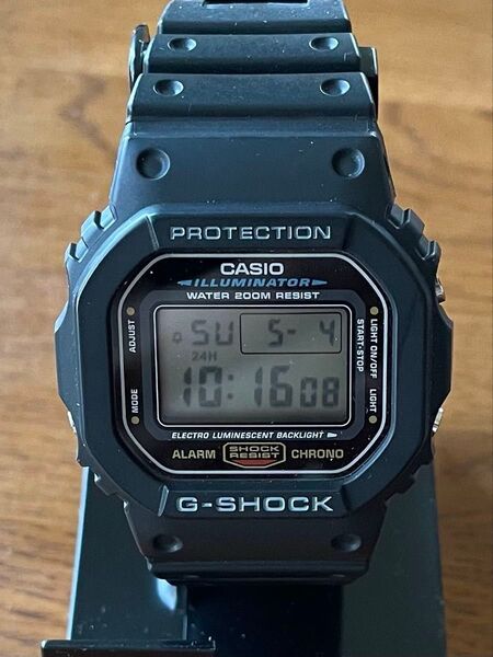 CASIO G-SHOCK DW-5600E-1V