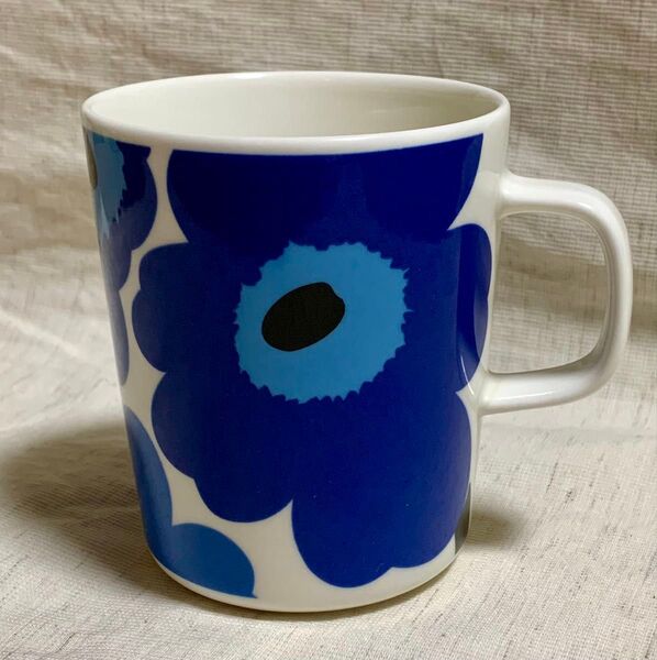 ★marimekko マリメッコ マグカップ ウニッコ used