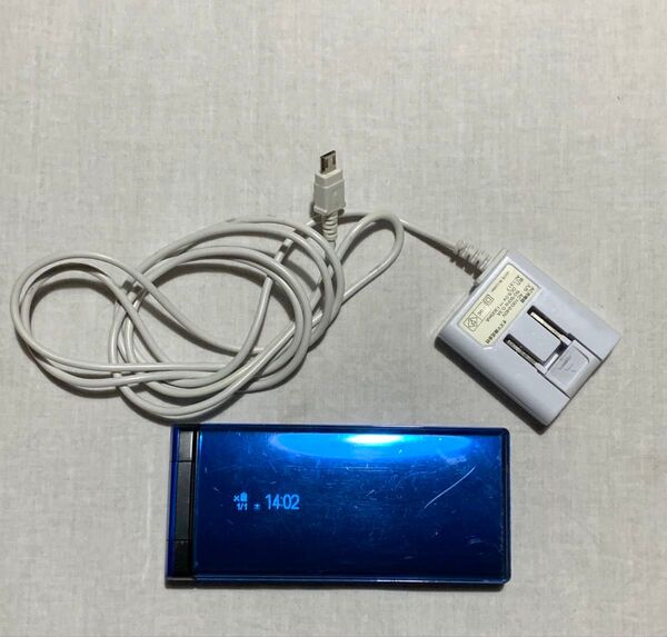 ★Softbank 京セラ DIGNO 501KC ブルー 本体&充電器 used