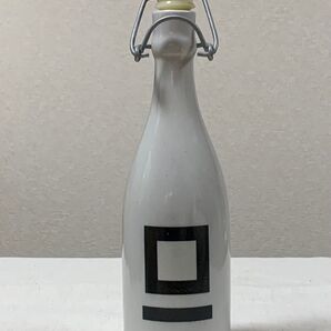 ★日本酒 空き瓶 陶器製 スクウェア・ワン