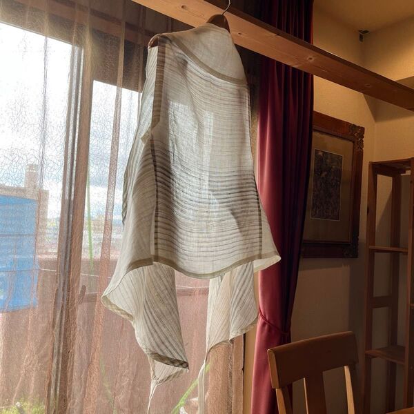 美品 うさとの服 麻 ベスト 大きな葉っぱ 木の葉ストール 生成り 藍染 草木染 usaato ウサト