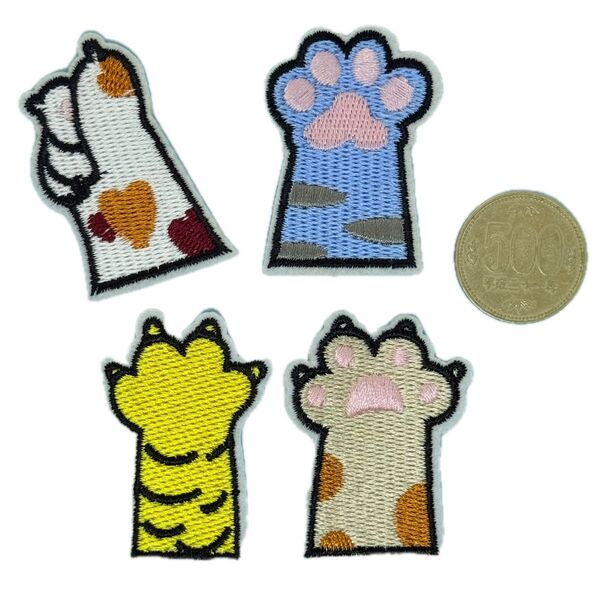 肉球/猫/ネコパンチ 刺繍アイロンワッペン/アップリケ 4枚セット