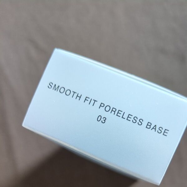 RMK スムースフィット ポアレスベース 03 ライトベージュ 35g