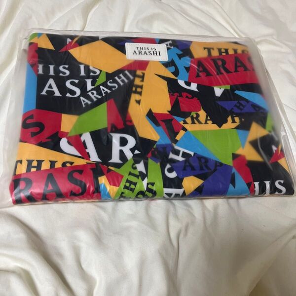 【新品】【おまけ付き】嵐 THIS IS ARASHI クラッチバッグ ポーチ
