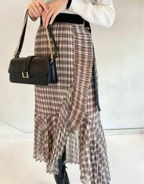SNIDEL フリルロングスカショーパン