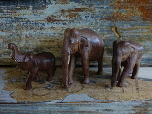 【チーク材の象の置物3つ】木製彫刻インドネシアアンティーク古道具インテリアインダストリアル骨董木彫りウッド無垢材