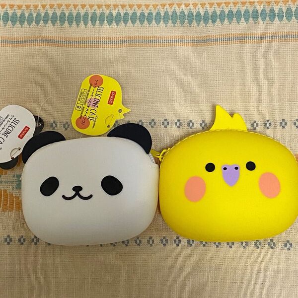 【未使用】DAISO シリコーンケース パンダ オカメインコ 2個セット