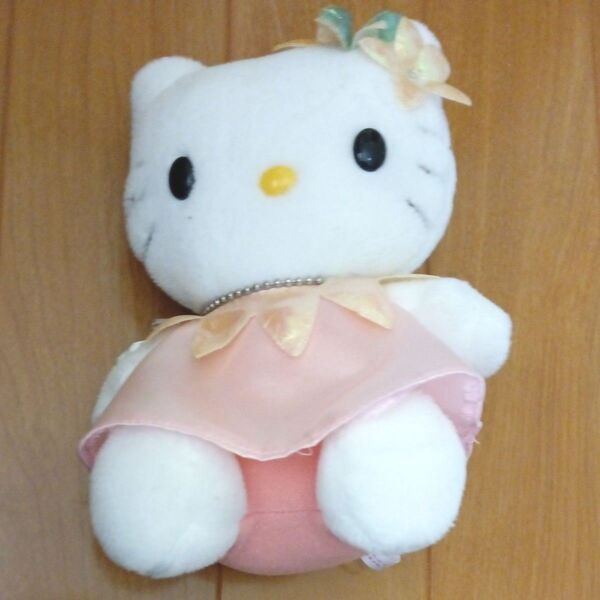ハローキティ ぬいぐるみ ドレス ピンク ホワイト