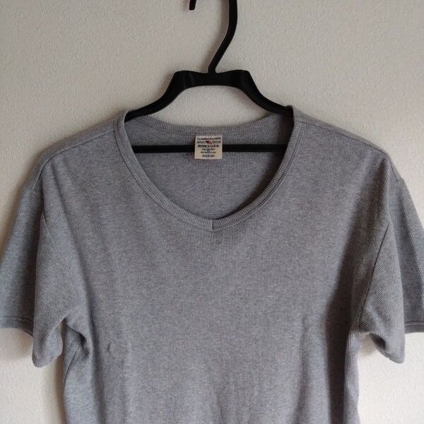 AVIREX グレー コットン Tシャツ Vネック men's M カットソー 半袖