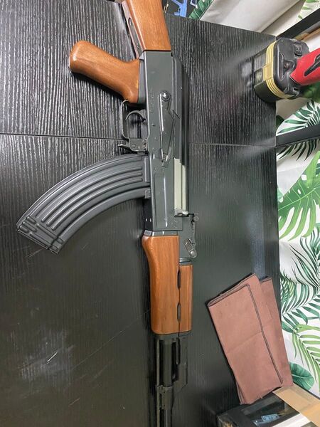 東京マルイ スタンダード電動ガン AK47