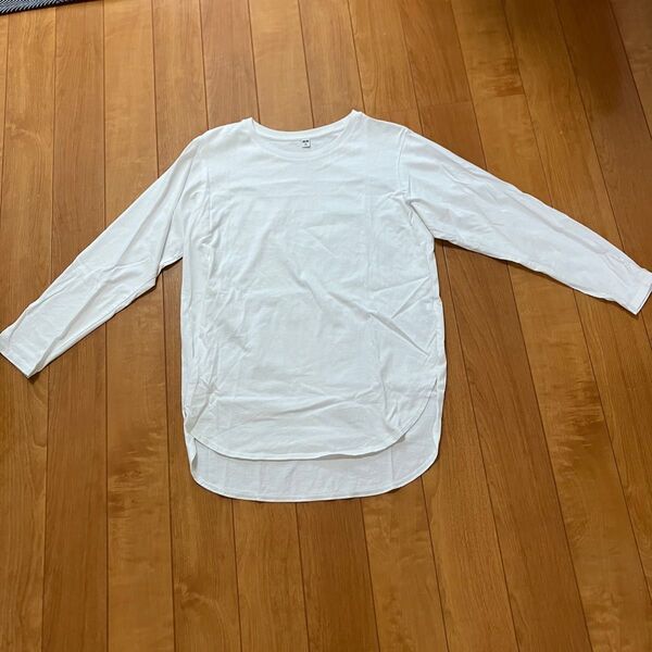 ユニクロUNIQLOラウンドヘム ロンT Tシャツ 白 M