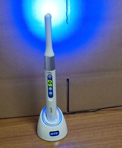 R7.0520.④ 歯科 器具 機器 診療 技工 DTE?iLed?アイled?LED光照射器?光重合器?ネイル? 現状品
