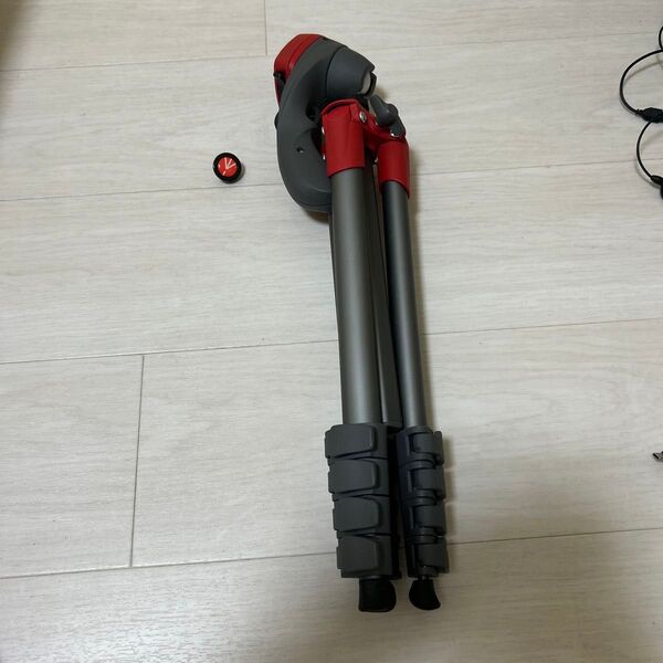Manfrotto 三脚 COMPACT Action フォト・ムービーキット レッド アルミ5段 MKCOMPACTACN-RD