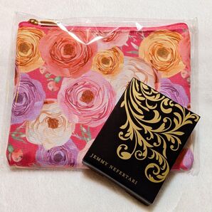 新品未開封 中島香里 ジェミーネフェルタリメイクパレット チークカラー クリスタルジェミー 花柄ポーチ