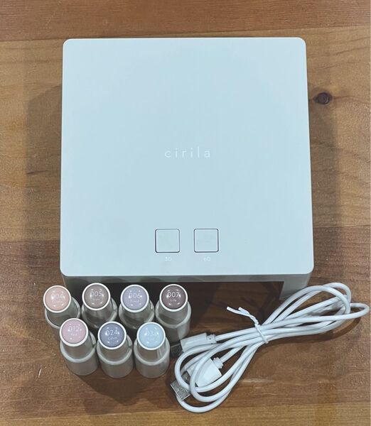 【cirila】シリラ ジェルネイルライトカラージェル4本付きジェルネイル※本文必読※