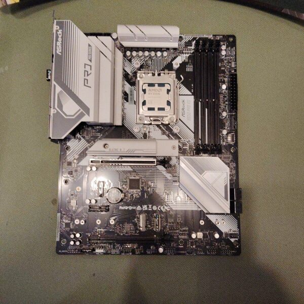 B650 Pro RS ATXマザーボード