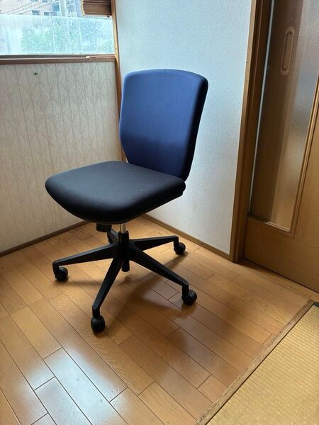オフィスチェア