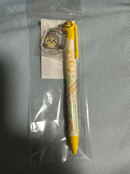 ご当地 ちいかわ うさぎ 温泉 チャーム付ボールペン