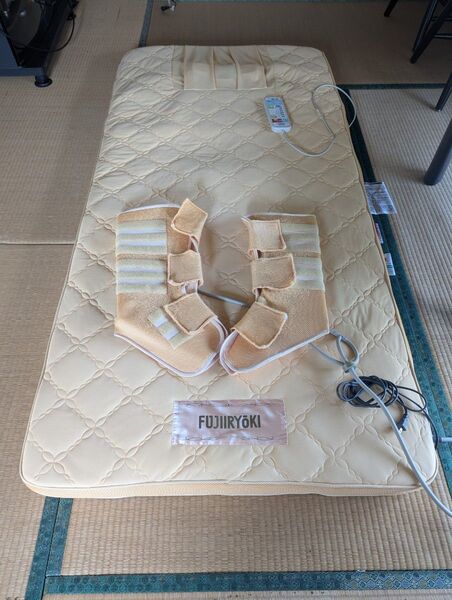ウェルナイトウェーブ WA-2200/寝ながら使える寝具タイプのマッサージ器/フジ医療器