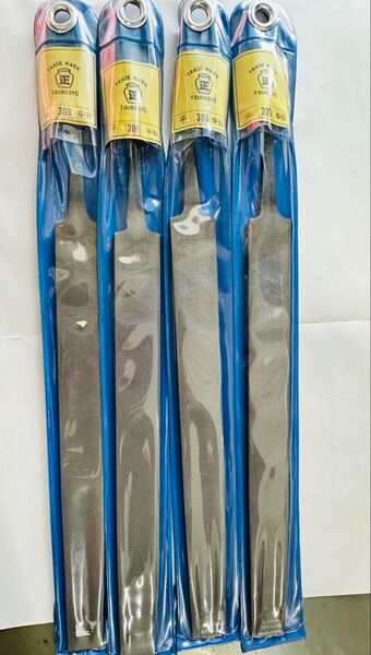 ツボ正 鉄工ヤスリ 平 300 中目 4本